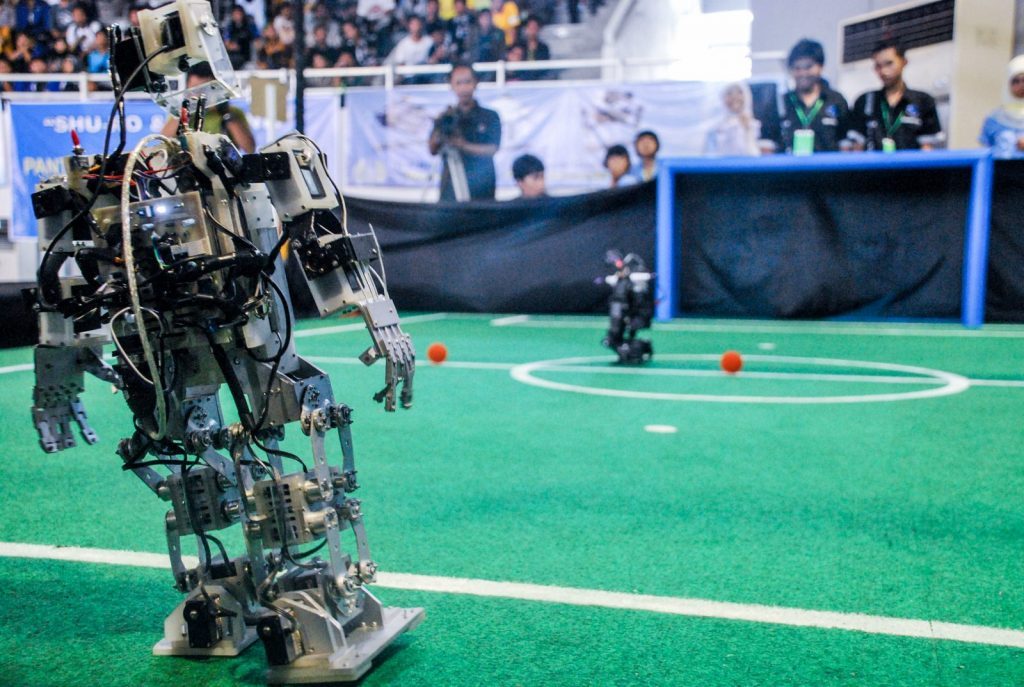 Robotika: Mengenal Dunia Mesin Cerdas dan Otonom